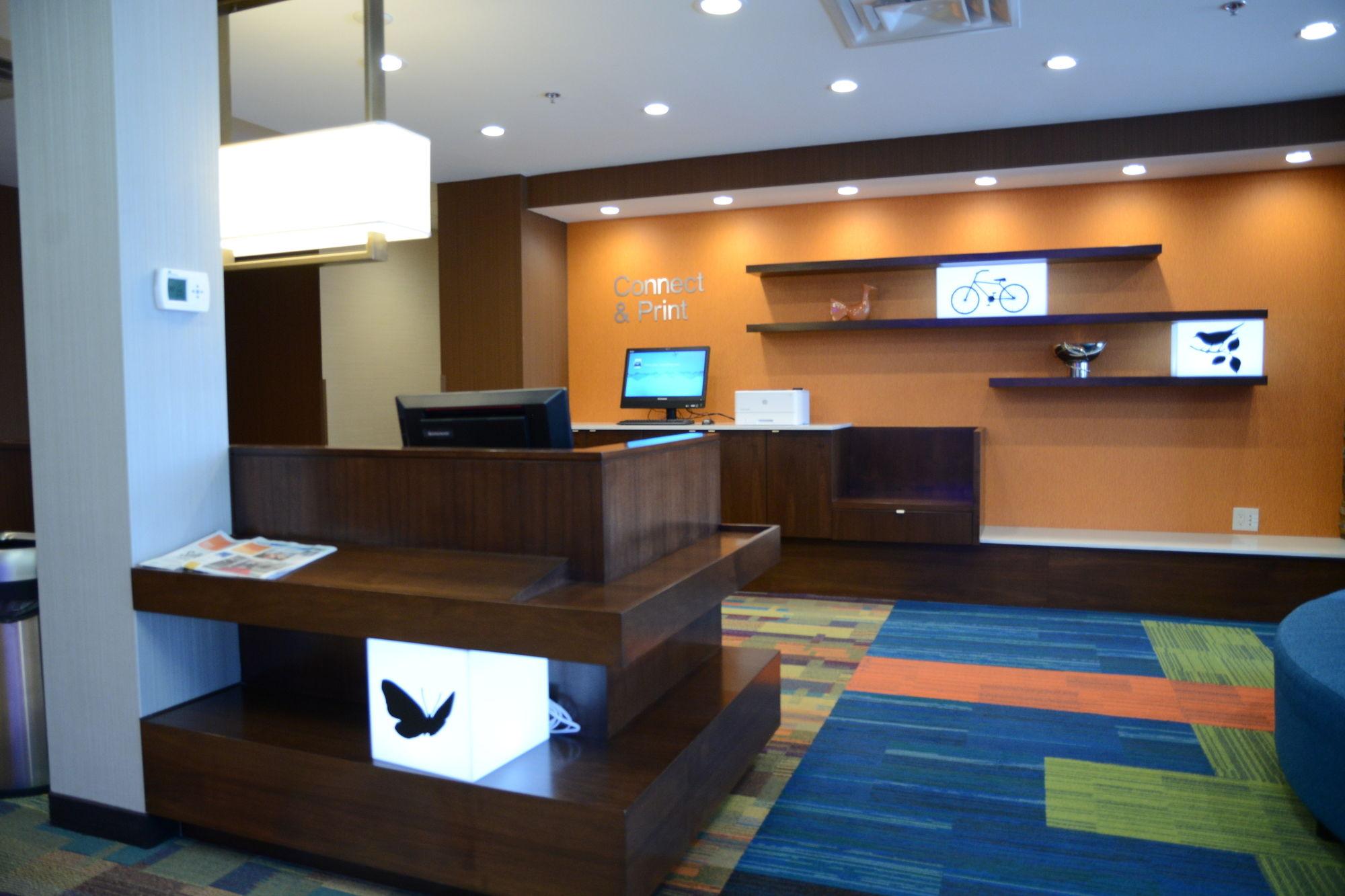 Fairfield Inn & Suites By Marriott Edmonton North מראה חיצוני תמונה