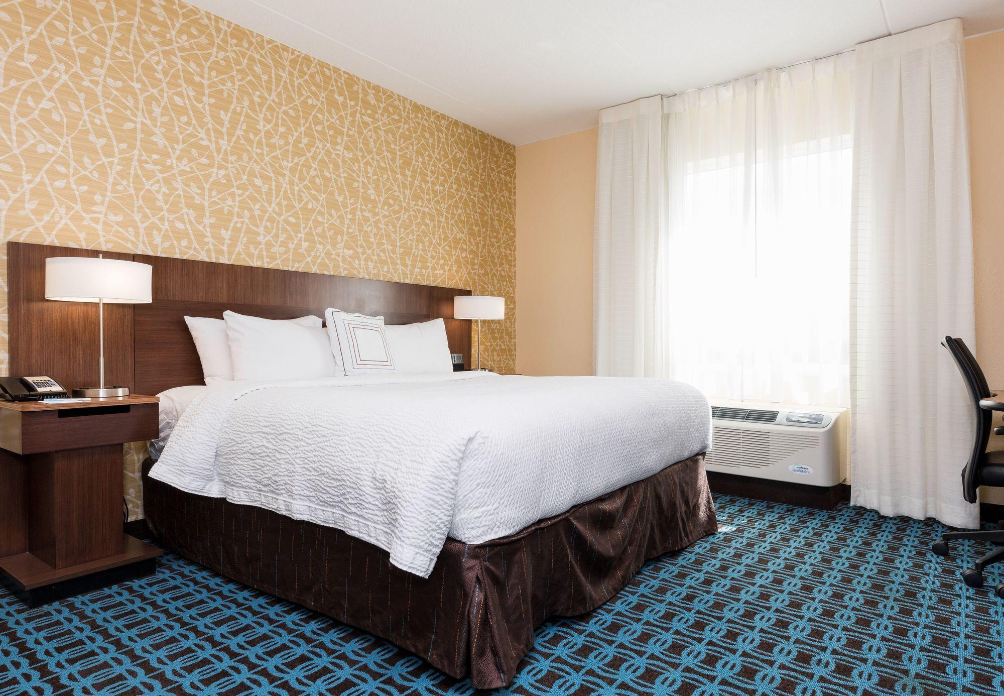 Fairfield Inn & Suites By Marriott Edmonton North מראה חיצוני תמונה