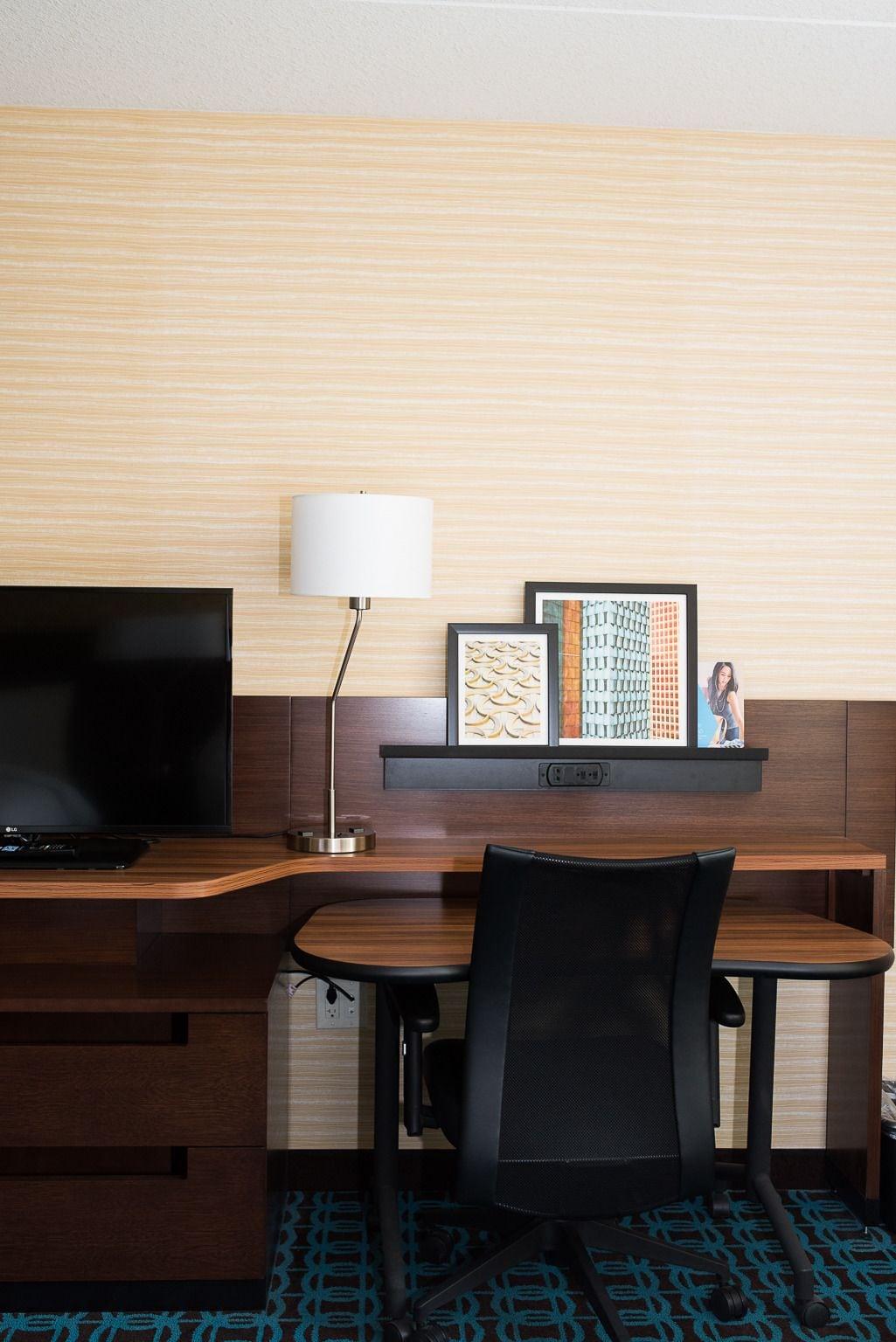 Fairfield Inn & Suites By Marriott Edmonton North מראה חיצוני תמונה
