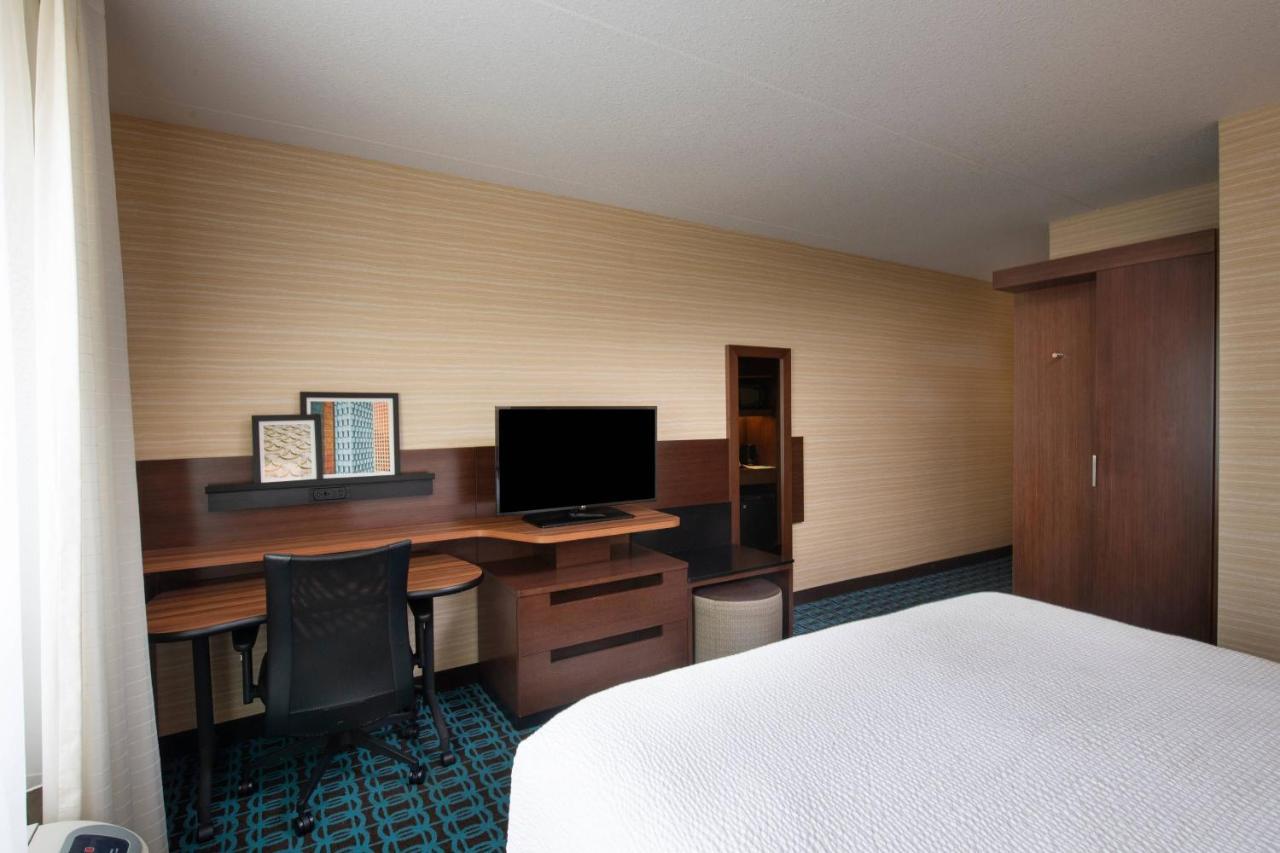 Fairfield Inn & Suites By Marriott Edmonton North מראה חיצוני תמונה