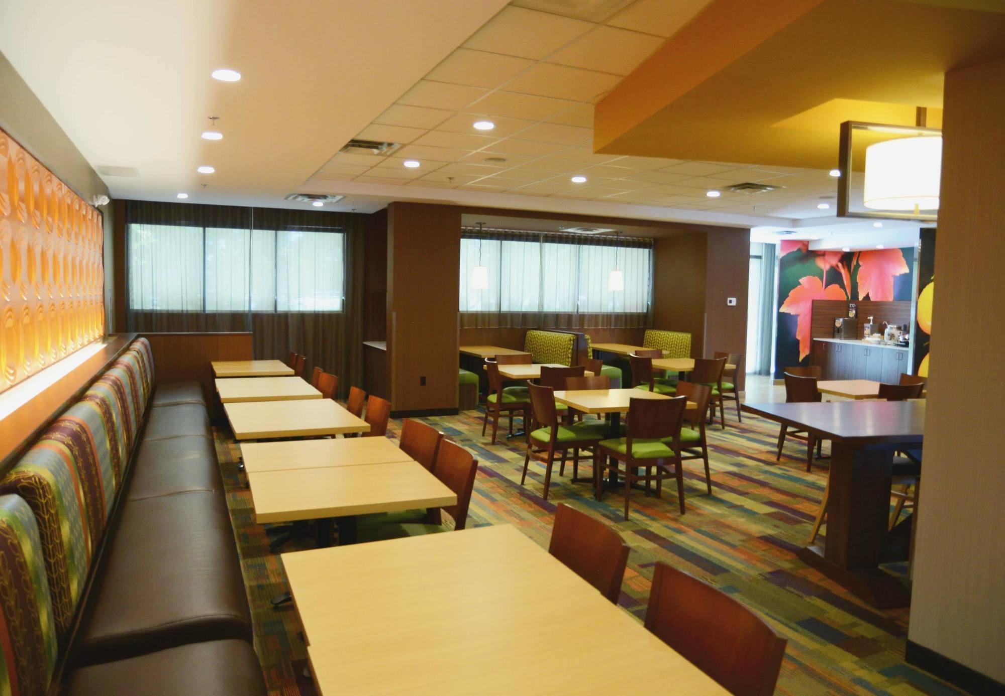 Fairfield Inn & Suites By Marriott Edmonton North מראה חיצוני תמונה